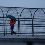 Sistema frontal dejará intensas lluvias y fuertes vientos en el sur del país: se esperan hasta 40 mm de agua caída en corto tiempo