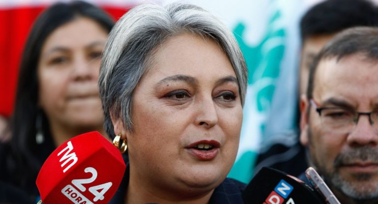 Jeannette Jara responde a Girardi por críticas hacia el PC: “¿Por qué se levanta el anticomunismo? Por conveniencia electoral”