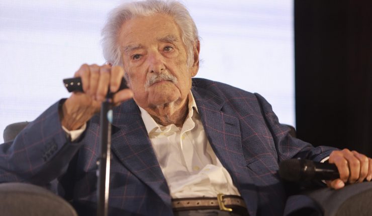 “A los que les gusta la plata hay que correrlos de la política, son un peligro”: Las frases que marcaron la vida de Pepe Mujica