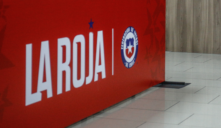 “Varios jugadores te hacen sentir que te hacen un favor”: Ex gerente destapa crisis interna en la Roja tras fracaso en Eliminatorias