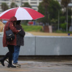 Desde Arica hasta Magallanes: abundantes lluvias marcarán el cierre del verano en varias regiones del país