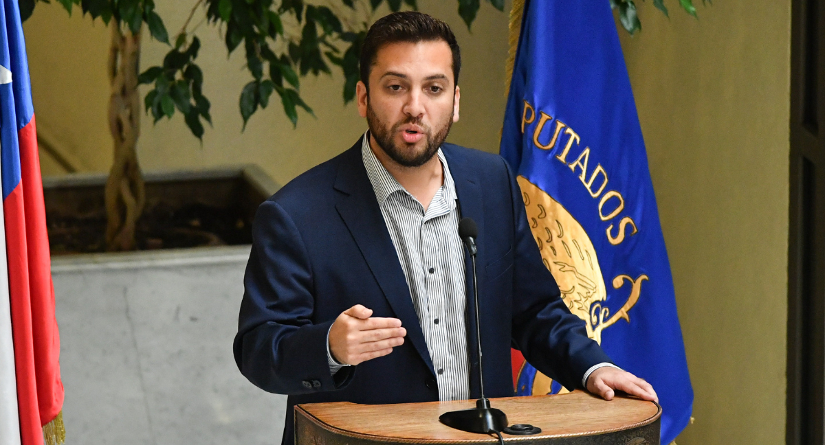 La serie de reuniones del PPD que han instalado a Raúl Soto como posible presidente y abrió la carrera por la secretaría general