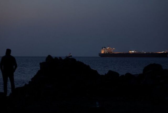 Conflicto en Medio Oriente: Se intensifican los ataques a barcos cerca del Estrecho de Ormuz