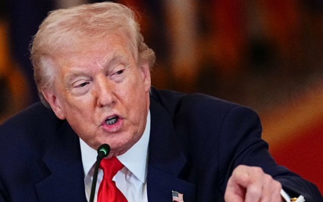 Trump afirma que Irán «se ha rendido ante sus vecinos» y prometió que próximo ataque será «muy duro»