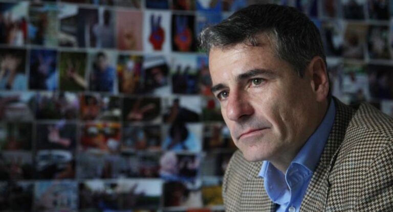 Las lecciones para el crecimiento que Andrés Velasco trajo a Chile con nuevo libro: “Que no nos pase lo de México, que bajemos los impuestos y después no pase nada”