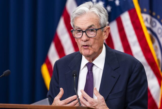 Reserva Federal de Estados Unidos mantiene tasas de interés entre 3,5% y 3,75% en la última reunión de Powell como presidente