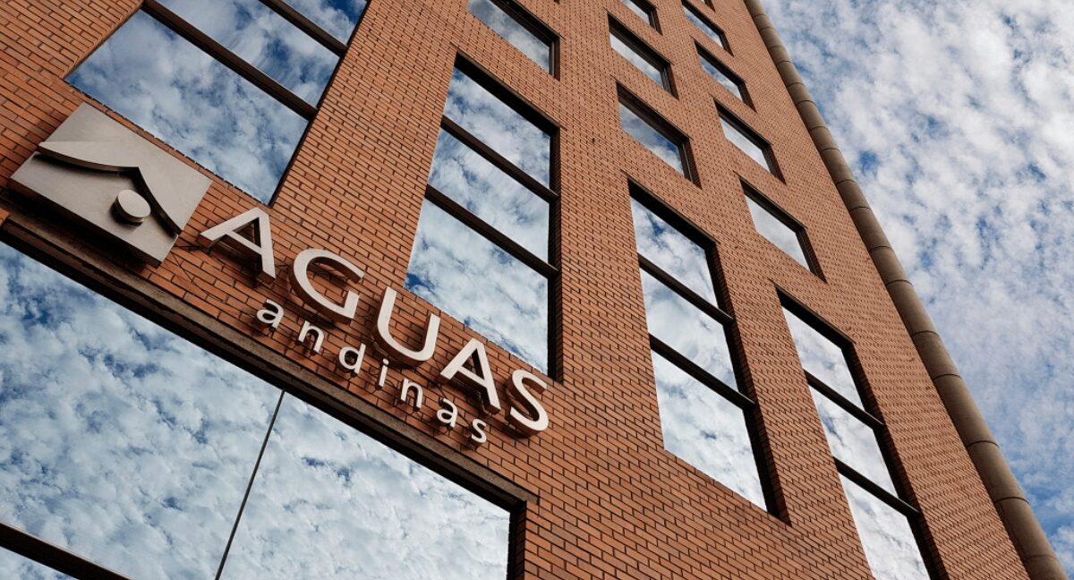 Aguas Andinas pierde en la Corte Suprema: deberá pagar millonaria indemnización a afectados por inundaciones de aguas servidas