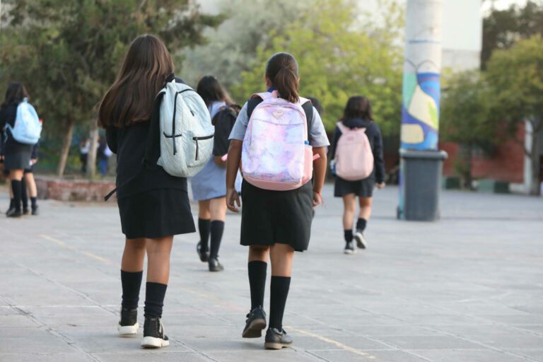 Justicia respalda no renovar matrícula de alumno con TDAH: “Comenzó a afectar el derecho de los demás estudiantes a un ambiente seguro”