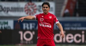 Nils Reichmuth, el nuevo europeo de La Roja: tiene 24 años, jugó en selecciones juveniles de Suiza y viene de lograr un histórico campeonato