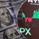 Dólar baja de los $900, IPSA se acerca a los 11.000 puntos y Wall Street sube impulsado por mayor apetito por riesgo de inversionistas