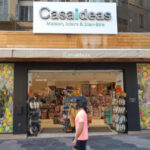 Acusan a cadena francesa de plagiar nombre y logo de Casaideas: marca evalúa el caso y niegan cualquier vínculo con tiendas en Francia