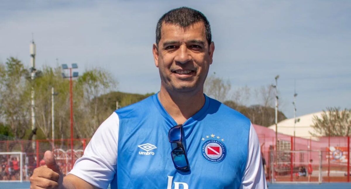 “Polo” Quinteros ante quienes le bajan el perfil al triunfo de la UC sobre Boca: “Lo que se logró es increíble, que no sean fanáticos ni estúpidos a la hora de hablar”