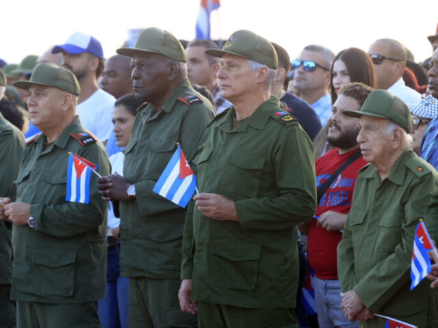 Estados Unidos impone sanciones financieras al presidente de Cuba y a un hijo de Raúl Castro