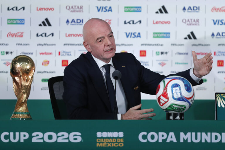 Presidente de la FIFA asegura que el Mundial es ya “el más exitoso” y reivindica “los estadios llenos”