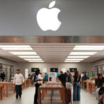 Tim Cook advierte que los precios de los productos Apple subirán por el alza en el costo de los chips de memoria