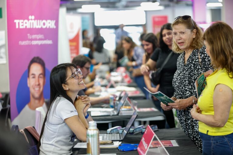 Feria laboral reunirá a Providencia, Santiago, San Miguel, San Joaquín, Estación Central e Independencia: Revisa la fecha, horarios y cómo participar