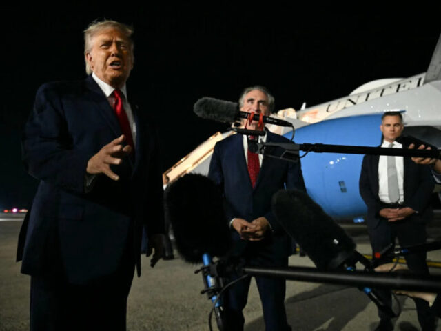 Irán derriba un helicóptero Apache del Ejército de EE. UU. y Trump anuncia que Washington “debe responder”