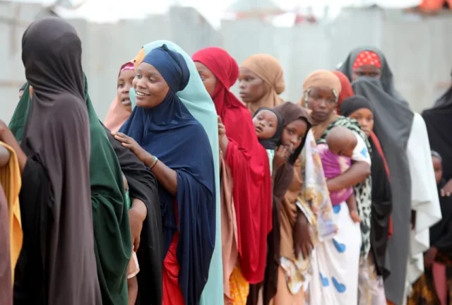 Guerra en Irán está llevando a millones de personas hacia el hambre aguda, advierte informe de la ONU