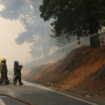 Senapred declara Alerta Amarilla en Pichilemu por incendio forestal que ya arrasa 50 hectáreas