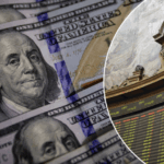 Dólar salta casi $10 por escalada en Medio Oriente y el IPSA cae hasta por debajo de los 10.200 puntos