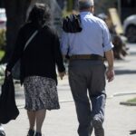 Fondo Autónomo de Protección Previsional traspasó los fondos colectivos para aumentar las pensiones desde Tesorería a BCI y Santander, los nuevos gestores de inversión