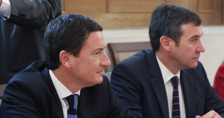 Propuesta de indulto a uniformados suma un nuevo foco de tensión entre las derechas tras choque en AC contra Grau