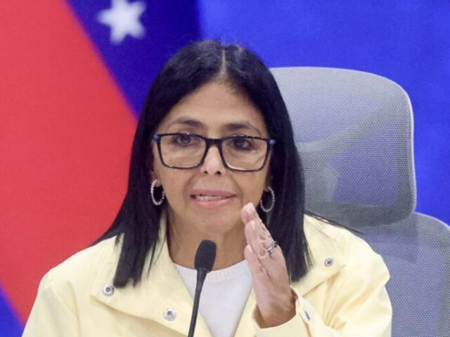 Delcy Rodríguez pide ayuda a Chile, Japón y Perú para que envíen especialistas tras terremotos