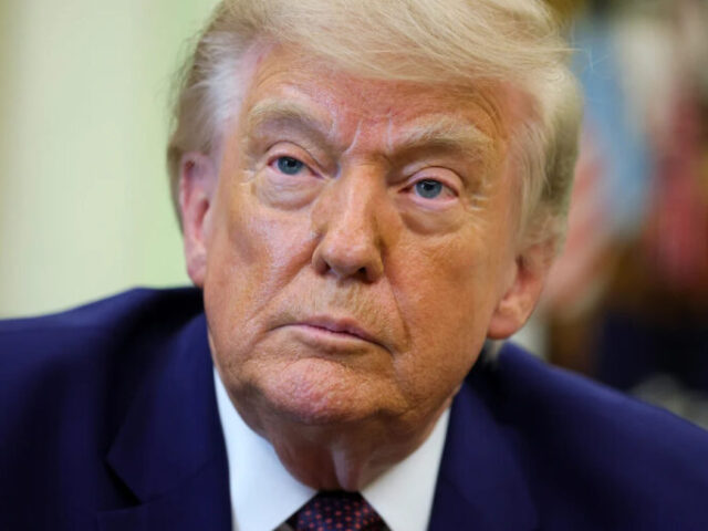 Trump declara ingresos de más de mil millones de dólares por criptos y su moneda “$TRUMP”