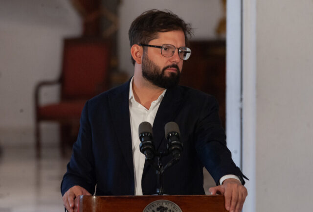 Expresidente Boric viajará a Uruguay a fines de agosto: Participará en el Congreso Panamericano de Montevideo