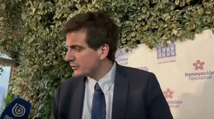 Schalper y el debate sobre los indultos a uniformados condenados por el estallido social: “Le hago un llamado a los partidos oficialistas a no torear al Presidente Kast”