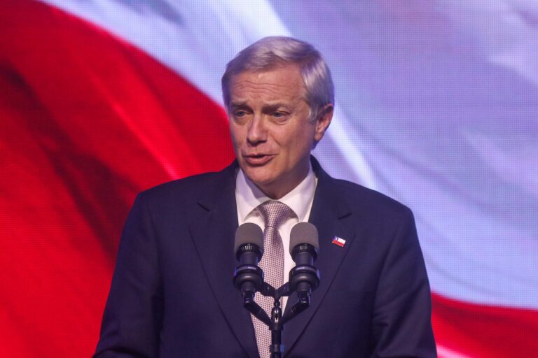 Presidente Kast advierte a su sector a seis meses de asumir: “Si en estos tres años no hacemos las cosas como corresponde, la izquierda podría volver”