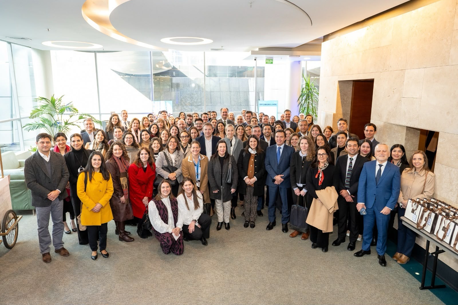 Empresas, academia y sector público se unen para transformar el futuro laboral juvenil