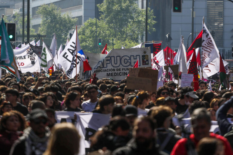 Gobierno condena agresión contra dirigentes de la derecha de la Universidad Católica: “Agredieron de manera cobarde a un grupo de estudiantes”