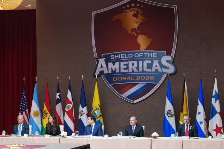 “Ninguna democracia de América Latina está consolidada”: Informe Latinobarómetro 2026 alerta por giro autoritario y el avance de China sobre EE.UU.