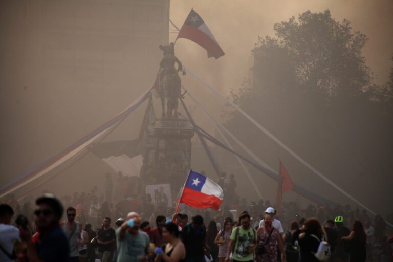 “Chile sin violencia, un compromiso con la paz”: Partidos oficialistas firman declaración conjunta contra la violencia a seis años del 18-O