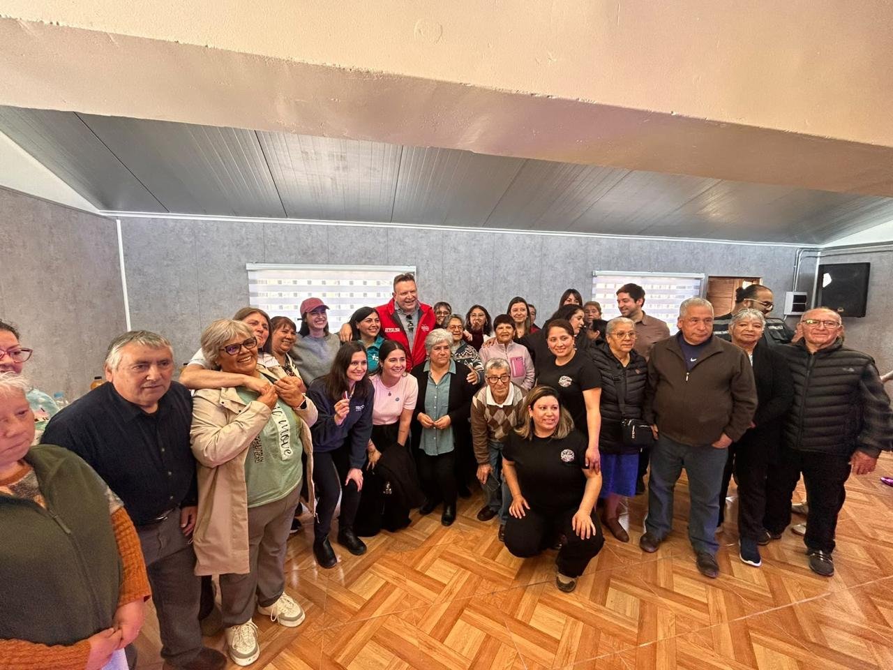 Tras los incendios: comunidad de Antonio Varas en Lirquén inauguró su sede social reconstruida gracias TECHO-Chile y minera Teck
